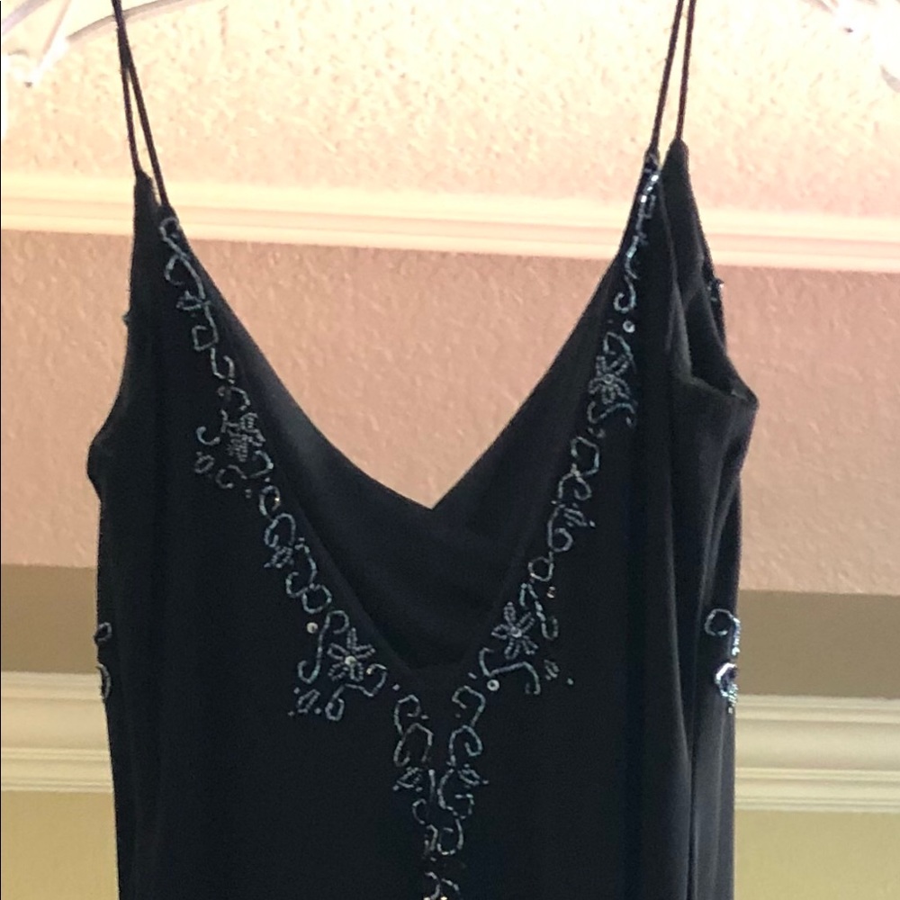 black floor length prom gown
